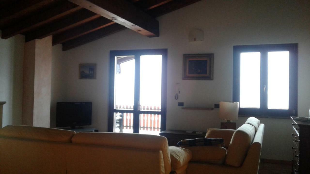 Appartamento Monteisola Mara Monte Isola Exteriör bild